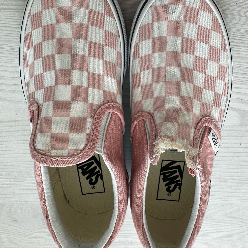 (Damaged) READ DESCRIPTION Vans Classic Slip-On – Pink Checkerboard – Kids 12.5